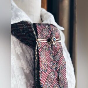 Vintage Swank Love Knot Tie Bar Blue Cabochon Stone Gold Tone